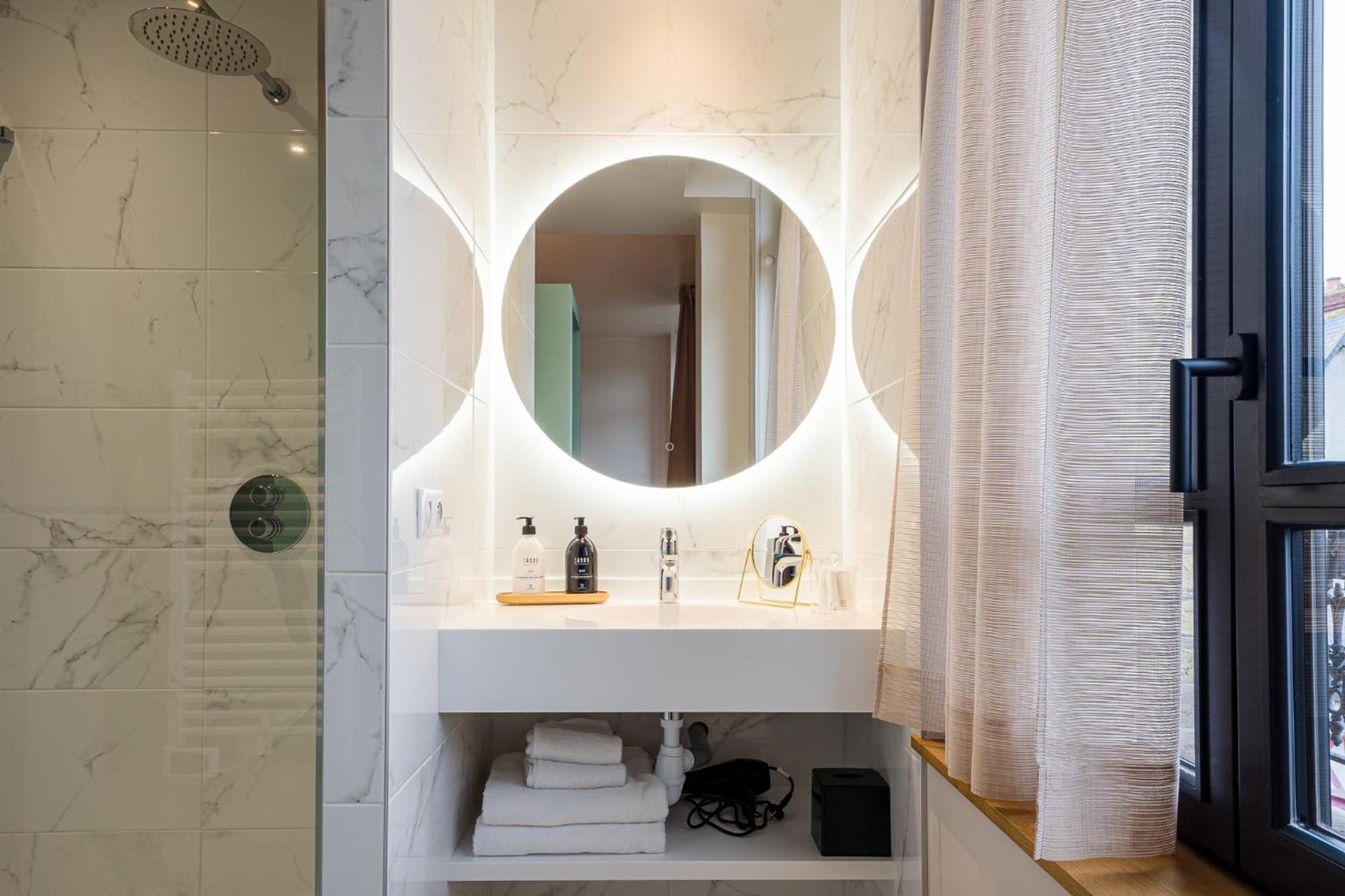 L'Invitation Au Voyage - Hotel & Spa องเฟลอร์ ภายนอก รูปภาพ